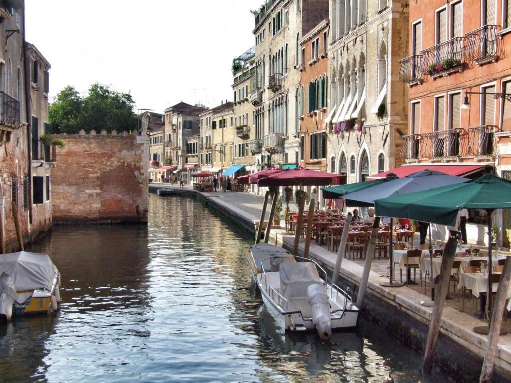 Appartamento In Palazzo Storico A Venezia Centro Exterior photo
